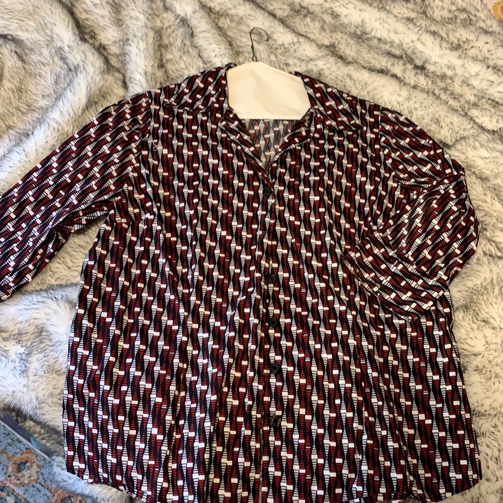 Red/white/black geometric print; button up blouse